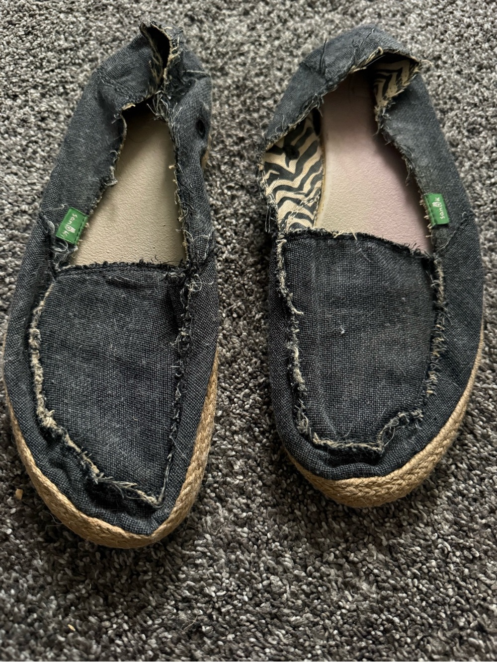 Sanuk blue denim flats with sisal